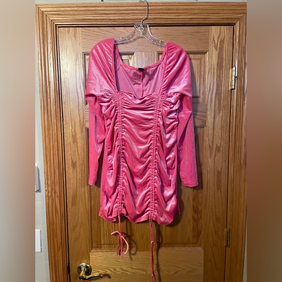 Barbie pink dress - Picture 2 of 3